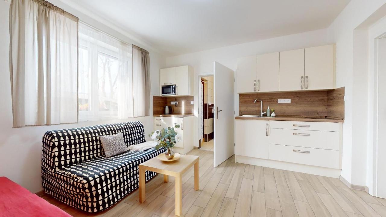 Apartman Dubova Milovice  Ngoại thất bức ảnh