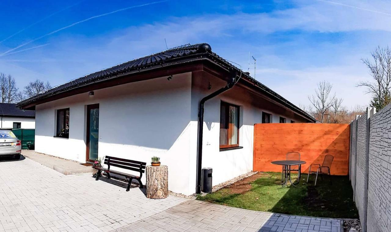 Apartman Dubova Milovice  Ngoại thất bức ảnh